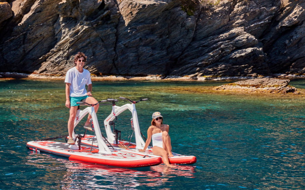 water-bikes-pareja